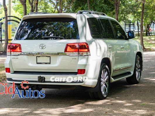 Toyota Land Cruiser Jeepeta en venta