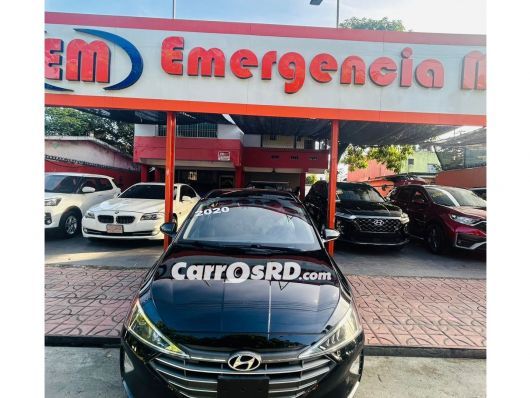 Hyundai Elantra Carros en venta