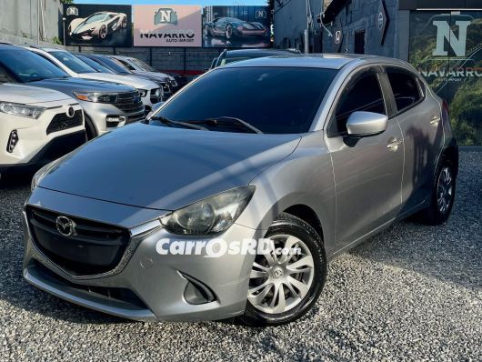 Mazda Demio Hatchback en venta