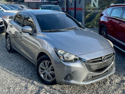 Mazda Demio Básico en venta