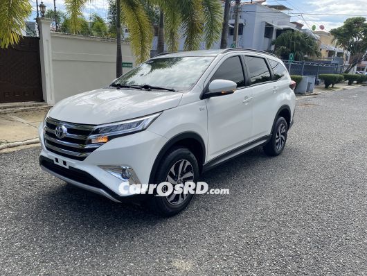 Toyota Rush Jeepeta en venta