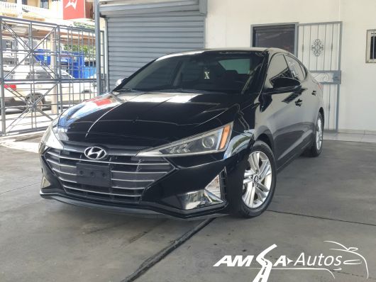 Hyundai Elantra SEL en venta