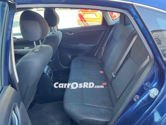 Nissan Sentra Carros en venta