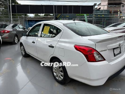 Nissan Versa Carros en venta