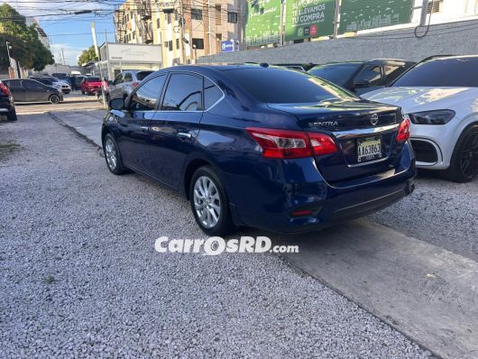 Nissan Sentra Carros en venta
