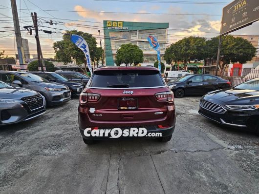 Jeep Compass Jeepeta en venta