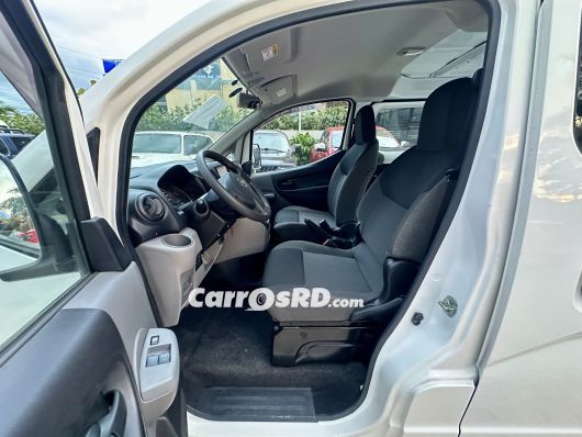 Nissan NV Furgoneta en venta