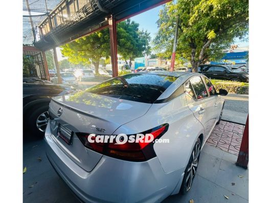 Nissan Altima Carros en venta