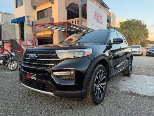 Ford Explorer XLT en venta