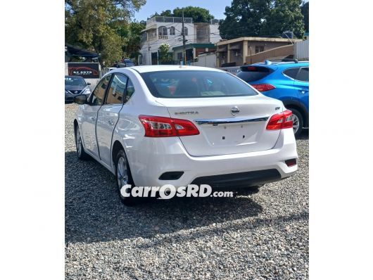 Nissan Sentra Carros en venta