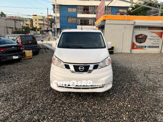 Nissan NV Furgoneta en venta