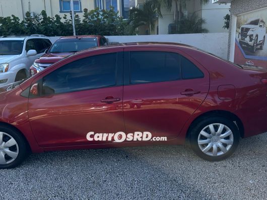 Toyota Yaris Carros en venta