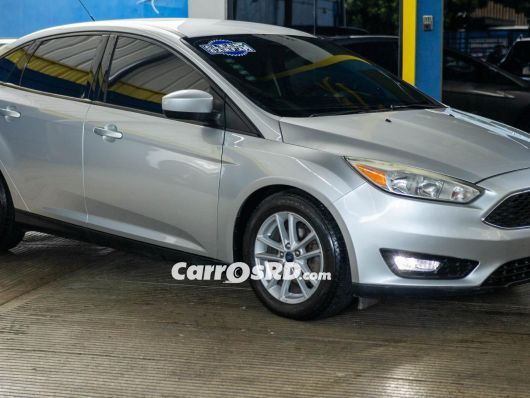 Ford Focus Carros en venta