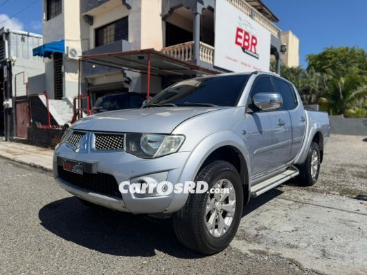 Mitsubishi L200 Camioneta en venta