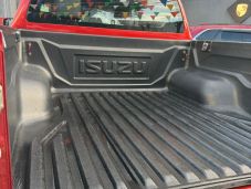 Isuzu