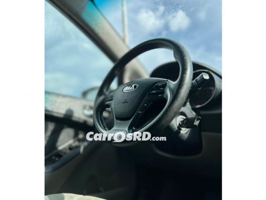 Kia Forte Carros en venta