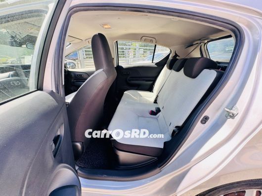 Toyota Aqua Carros en venta