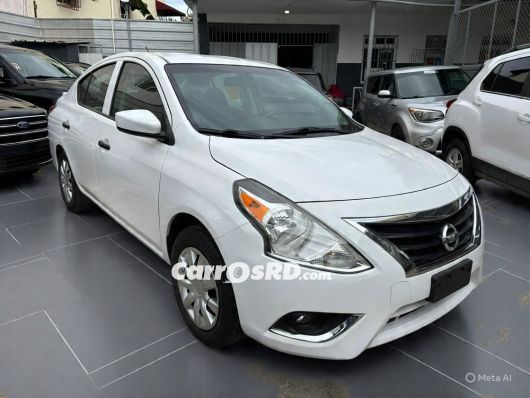 Nissan Versa Carros en venta