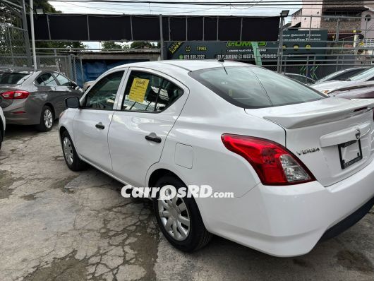 Nissan Versa Carros en venta