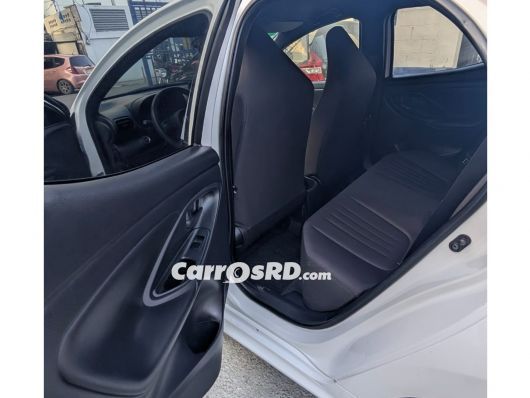 Toyota Yaris Carros en venta