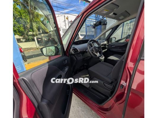 Nissan Serena Carros en venta