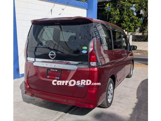 Nissan Serena Carros en venta