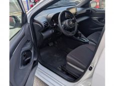 Toyota Yaris Básico