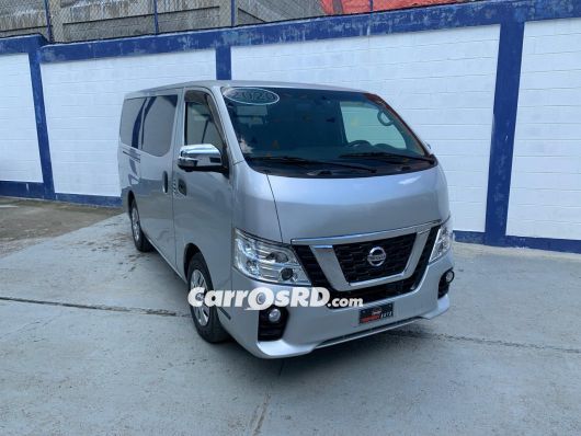 Nissan Caravan Minivan en venta