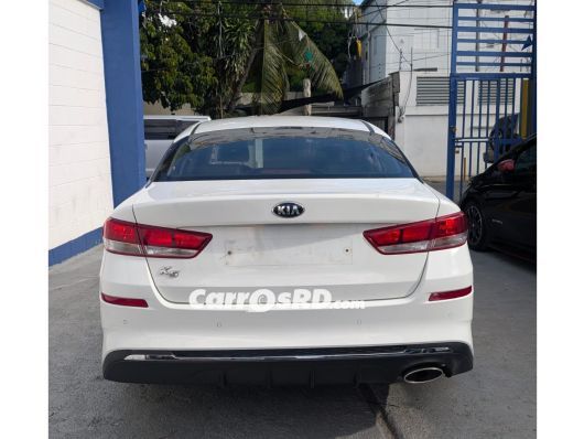 Kia K5 Hatchback en venta