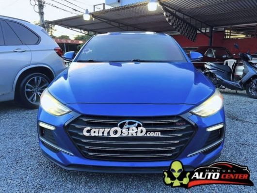 Hyundai Elantra Carros en venta