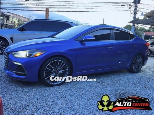 Hyundai Elantra Carros en venta