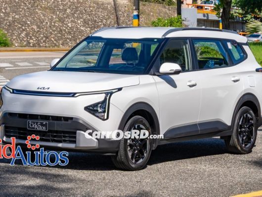 Kia Carens Jeepeta en venta