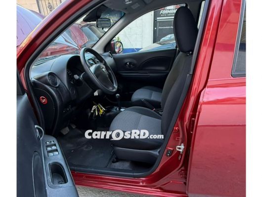 Nissan March Carros en venta