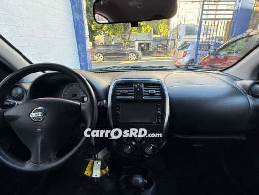 Nissan March Carros en venta