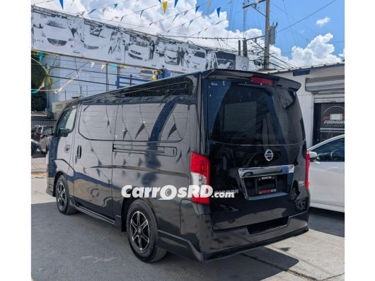 Nissan NV Minivan en venta