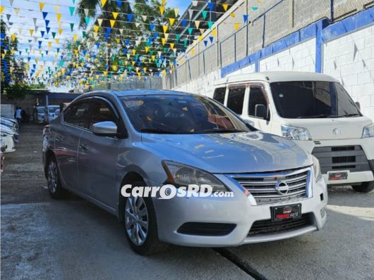 Nissan Sentra Carros en venta