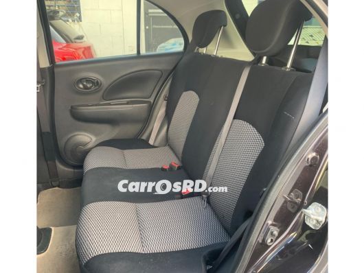 Nissan March Hatchback en venta