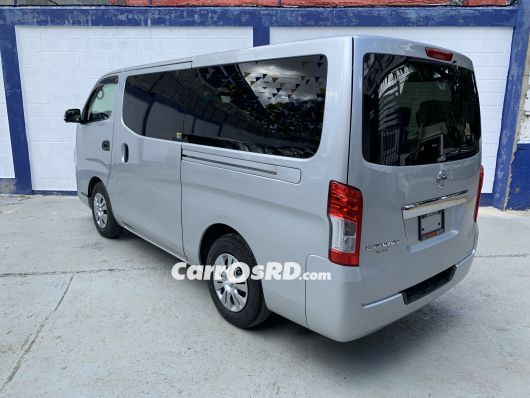 Nissan Caravan Minivan en venta