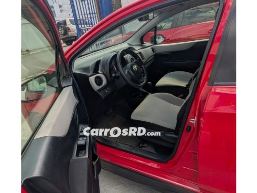 Toyota Vitz Hatchback en venta