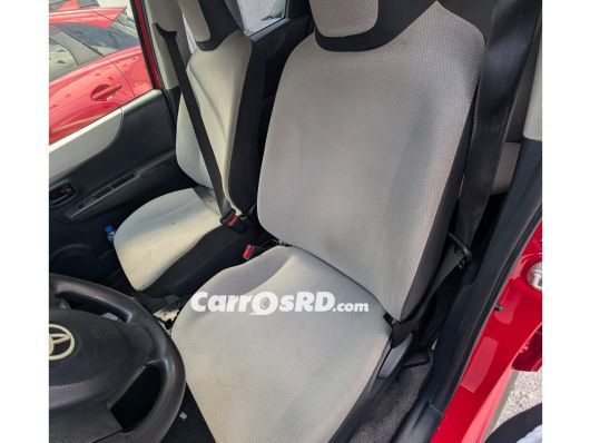 Toyota Vitz Hatchback en venta