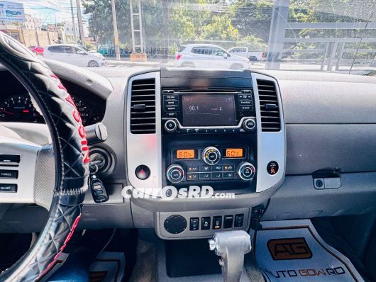 Nissan Frontier Camioneta en venta