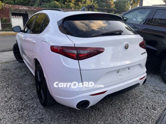 Alfa Romeo Stelvio Jeepeta en venta