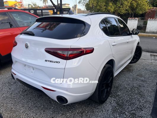 Alfa Romeo Stelvio Jeepeta en venta