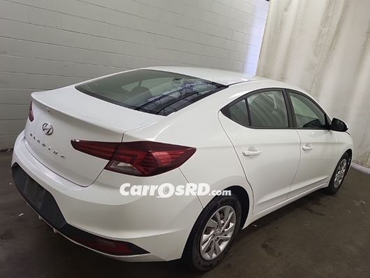 Hyundai Elantra Carros en venta
