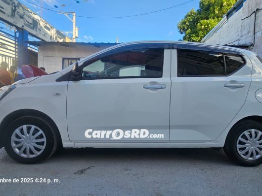 Subaru Pleo Carros en venta