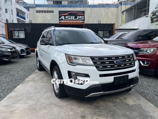 Ford Explorer Jeepeta en venta
