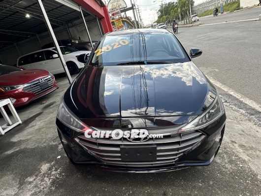 Hyundai Elantra Carros en venta
