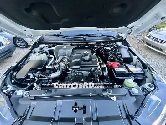 Mitsubishi L200 Camioneta en venta