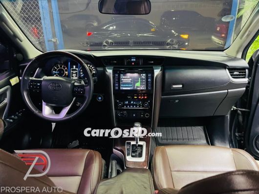 Toyota Fortuner Jeepeta en venta