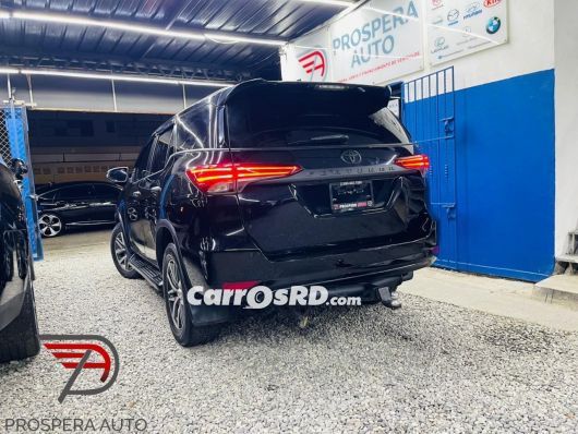 Toyota Fortuner Jeepeta en venta